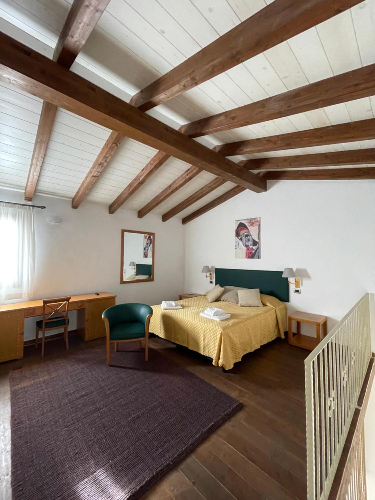 Agriturismo Bed And Breakfast Tanca Taroni Telti Extérieur photo